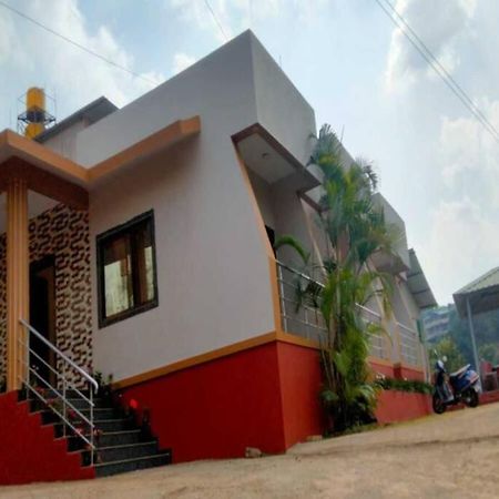 Maple Villa Mahābaleshwar Kültér fotó